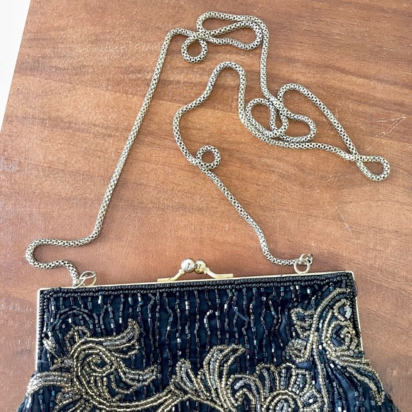 SOLD Vintage La Regale Black Beaded Evening Bag Gold Bead Detailing + Chain - Picture 10 of 16